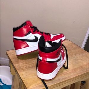 Air JORDAN Chicago 1’s